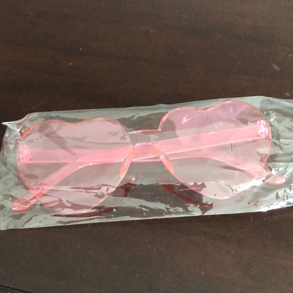 Women’s Heart Sunglasses